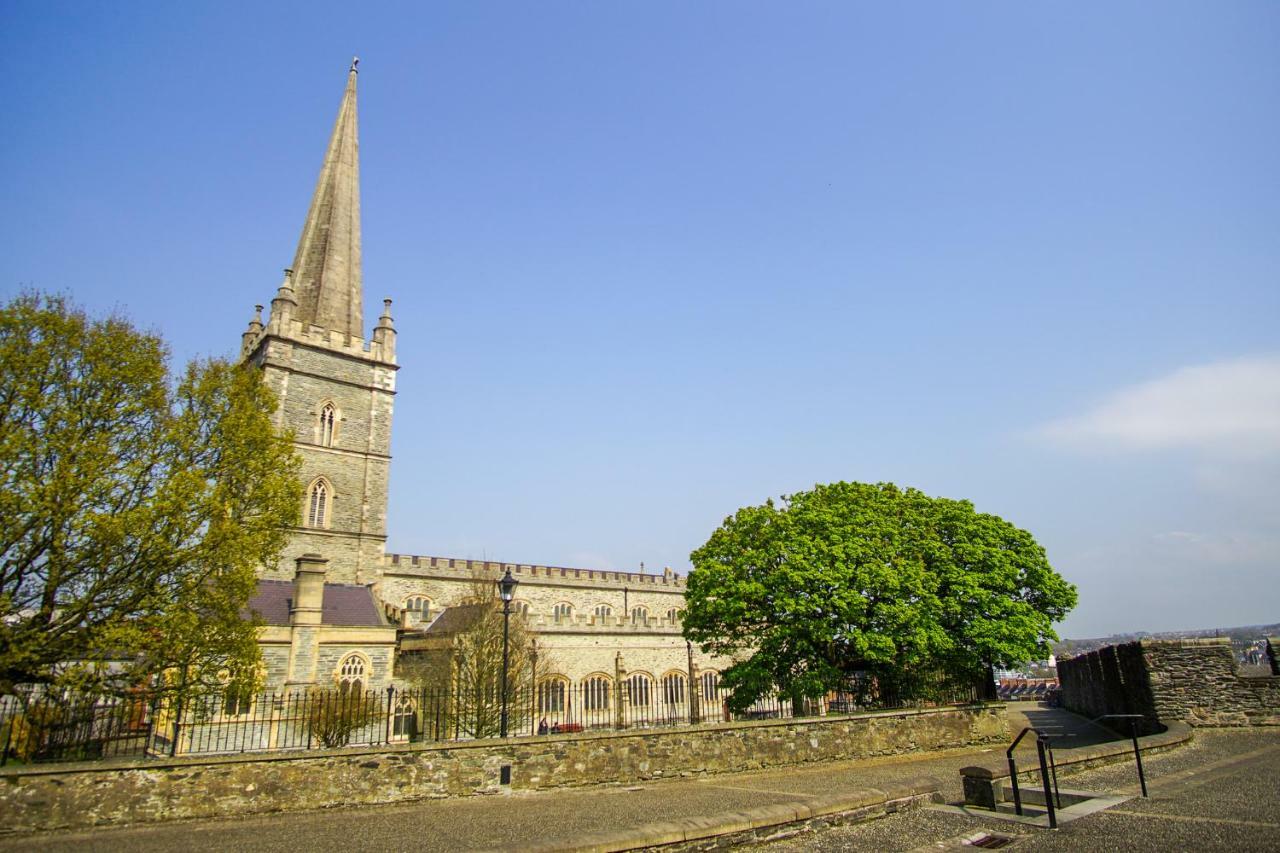 The Church Wall Apartment Londonderry Esterno foto